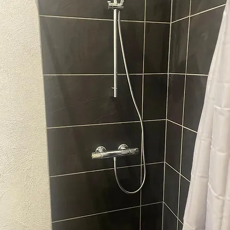 Apartment With Free Parking Hjorring